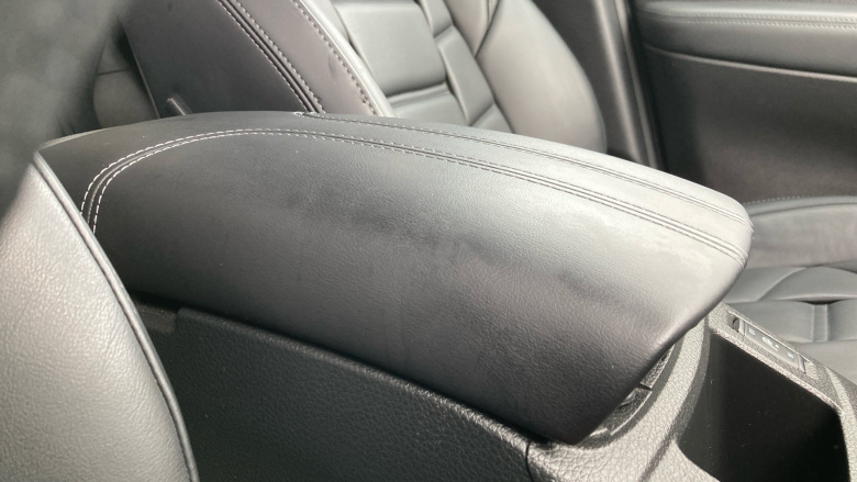 Nissan Qashqai 1.3 DiG-T 160 Tekna+ 5dr Petrol Hatchback